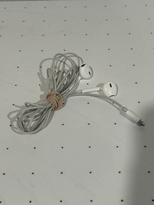 Genuine OEM Apple Stereo Earphones Mic Remote Lightning Connector Wired Ear
