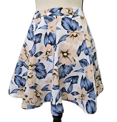 LUSH size Small Floral Spring Boho Skater Skirt Pleated White Blue