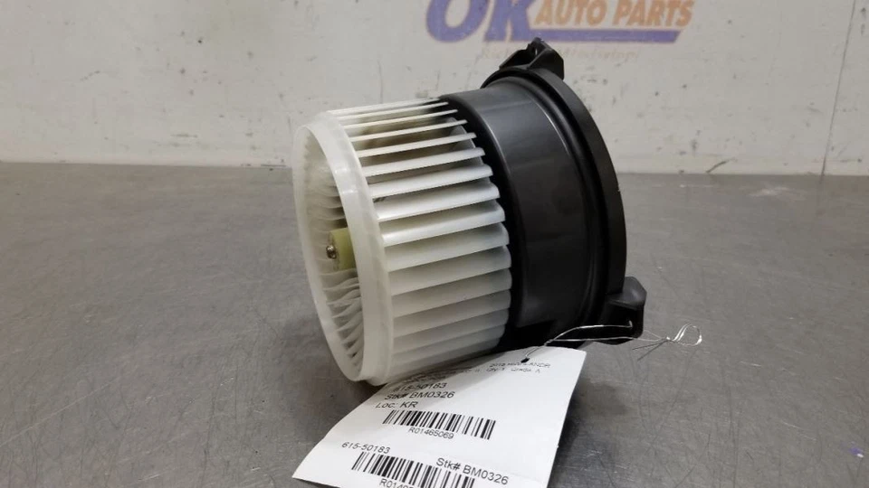 Toyota Highlander 18 2018 fabricante de equipos originales ventilador trasero motor calefacción Foto 4 de 4