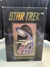 Willitts Design 1993 Star Trek USS Enterprise NCC-1701 Diorama - w/ box