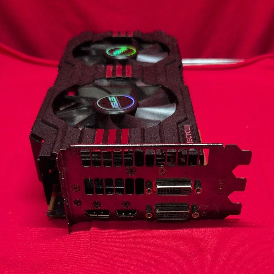 ASUS AMD Radeon HD 7950 DIRECTCU II 3GB GDDR5 - Image 2 of 4