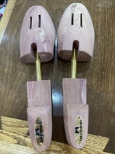 Cedar Elements Spring Cedar Shoe Tree Adjustable Stretcher Size L