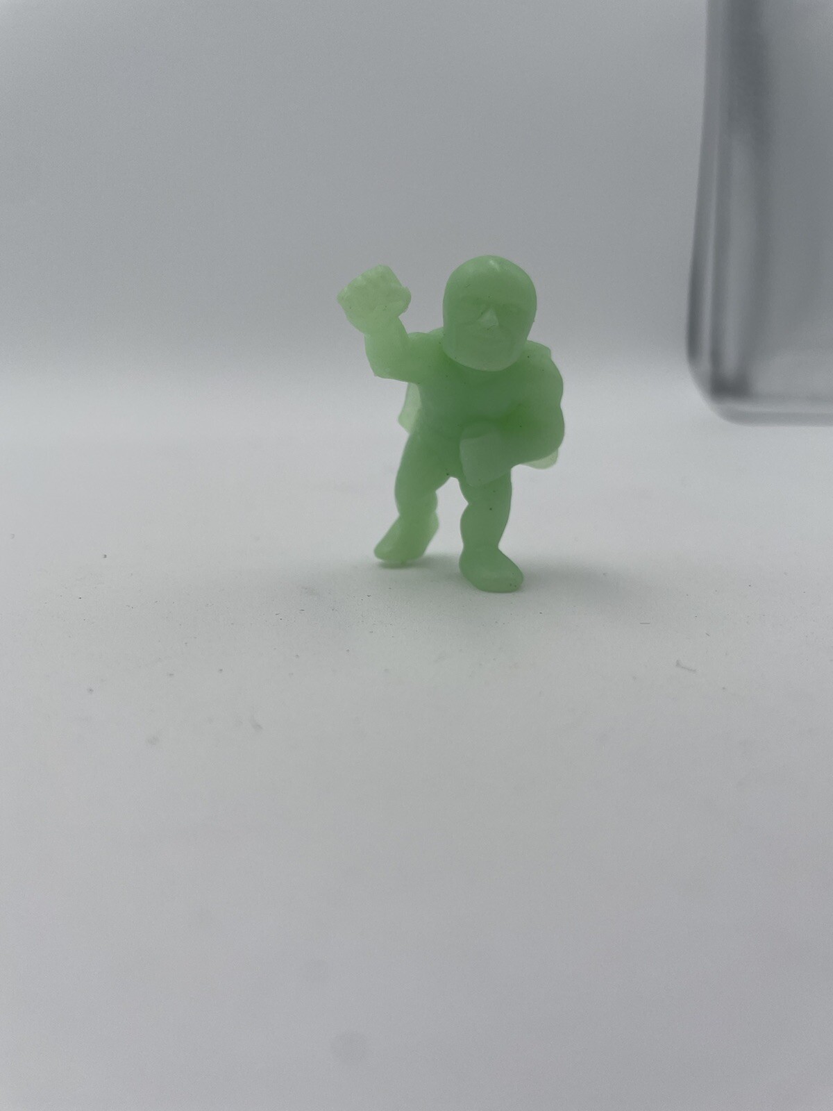 Vending Machine m.u.s.c.l.e Wrestlers 2 Inch Figures