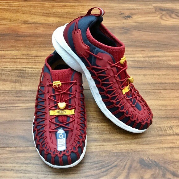 NIB Men's Keen Uneek SNK Sneakers Dahlia/Black Iris Size