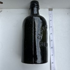 Saratoga-style mineral water bottle Clarke & White SO MANY BUBBLES! Dark Green
