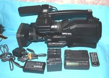 SONY HVR-HD1000 PROFESSIONAL DIGITAL CAMERA  WITH TWO BATTERIES AND SONY CHARGER