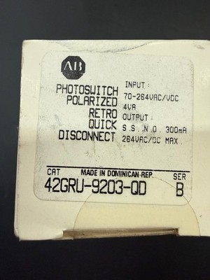 Allen Bradley 42GRU-9203-QD Photoelectric Sensor  photoeye new in box