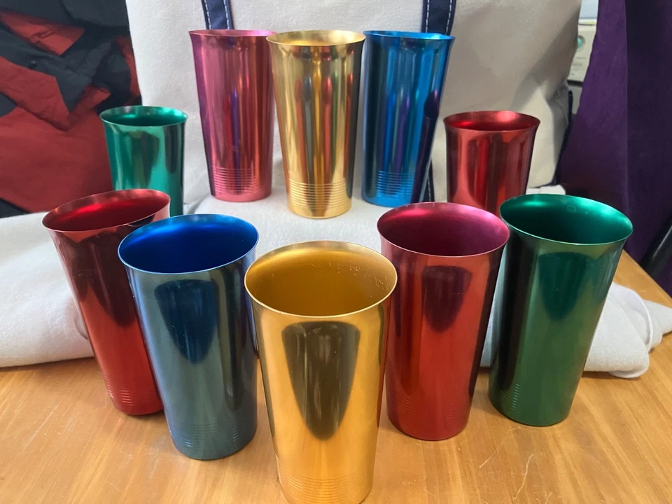 Juego De Colección De 10 Vasos De Aluminio Espino Vacaciones Vasos Tono Joya Foto 2 de 4