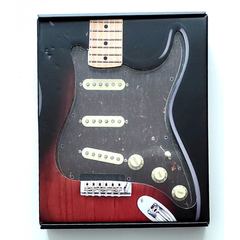Fender® pre-wired Strat® pickguard, VINTAGE NOISELESS SSS Tortoise
