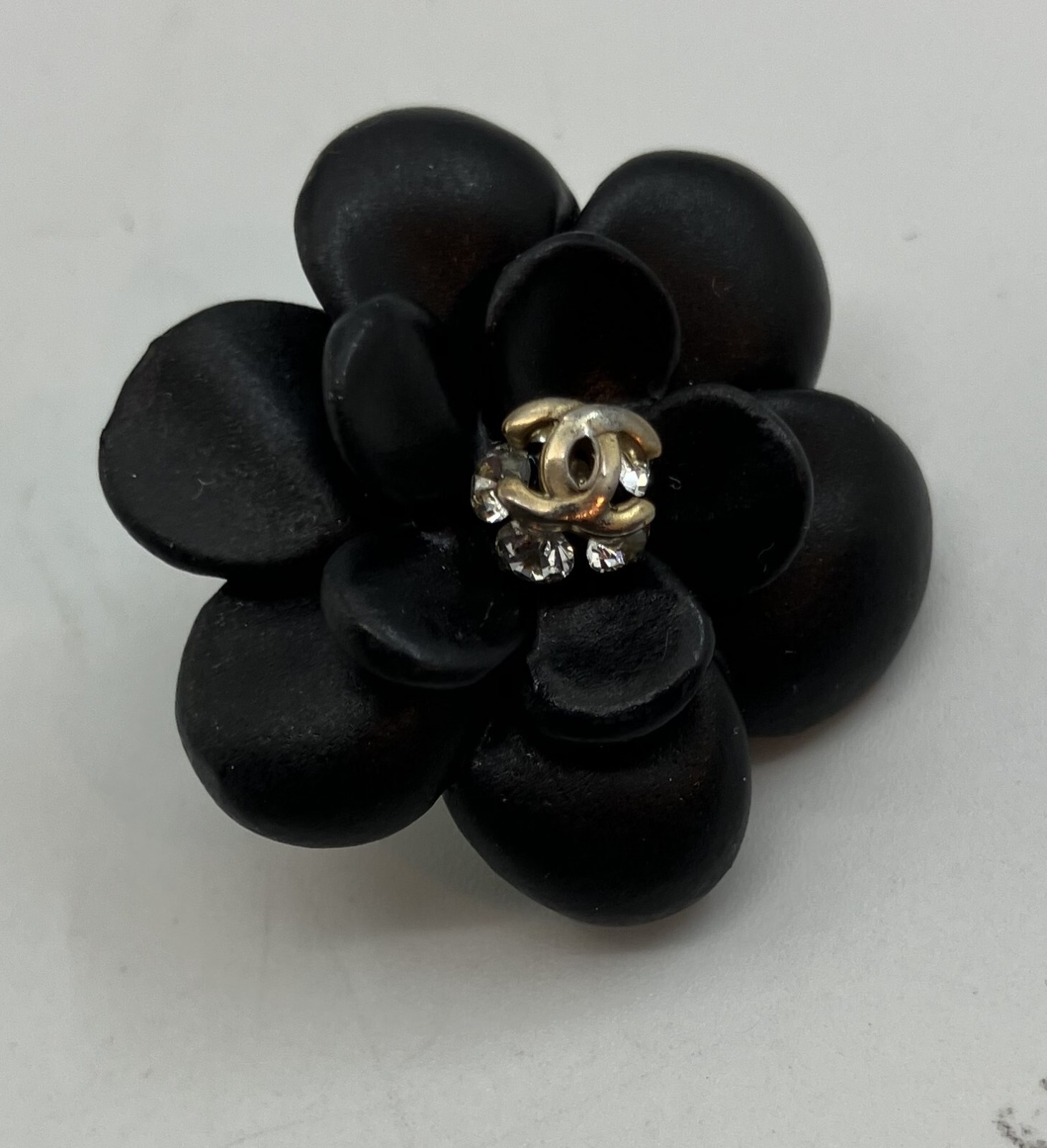 CHANEL 02A Coco Camellia Single Earring in Black with Free Shipping