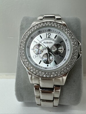 Silver Watch with Crystal Accents Geneva Ladies Womens Crystal Accent Silver Tone Bracelet  main image 3