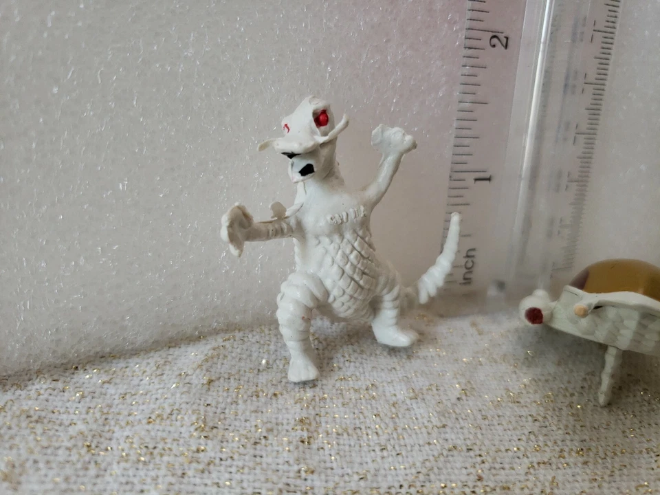 Micro Máquinas Lote de 2 Predator Alien Hunter Nave Espacial Escuadrón Raro Difícil de Encontrar Foto 2 de 4