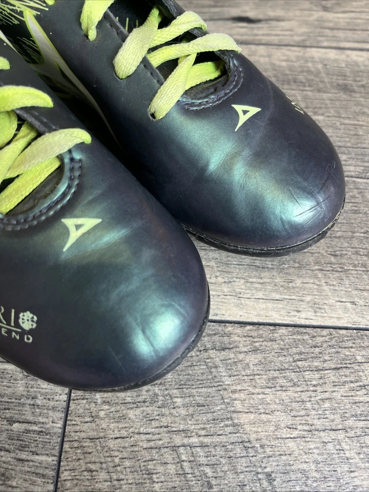 Pirma Imperio Legend soccer cleats Kids Size 10.5 - Image 4 of 4