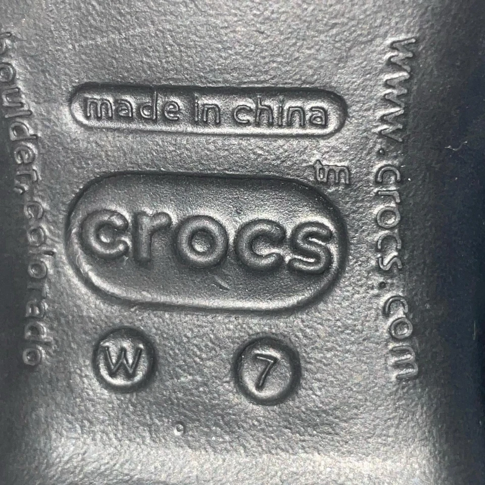 Sandalias Crocs Cyprus IV Talla 7 Negras con Tirantes Plataforma Tacón Goma Zapatos sin Cordones Foto 3 de 4