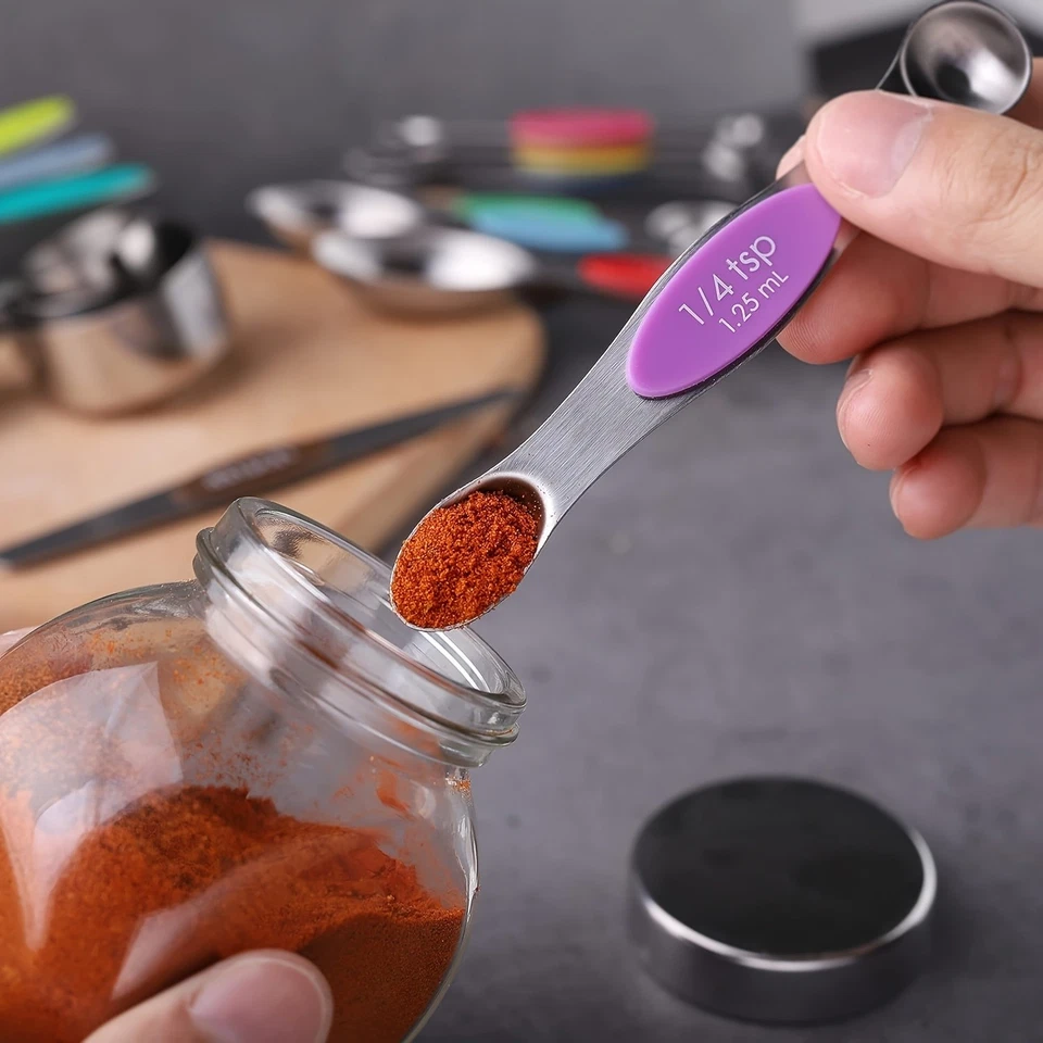 Juego de tazas medidoras de colores, cucharas medidoras de acero inoxidable Foto 3 de 4