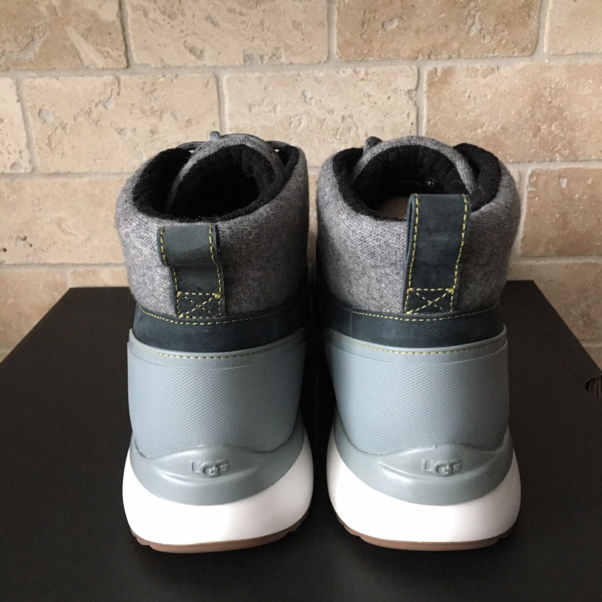 UGG OLIVERT NORSE GREEN WATERPROOF LEATHER HIKER SNOW BOOTS  display picture 1