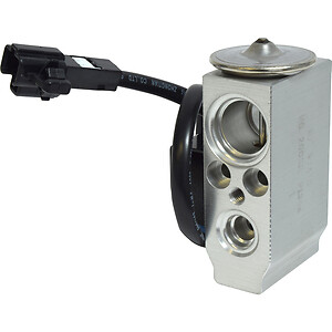 Expansion Valve  UAC  EX9761C