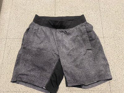 Lululemon Mens Gray Linerless Shorts Size Small 7” Inseam