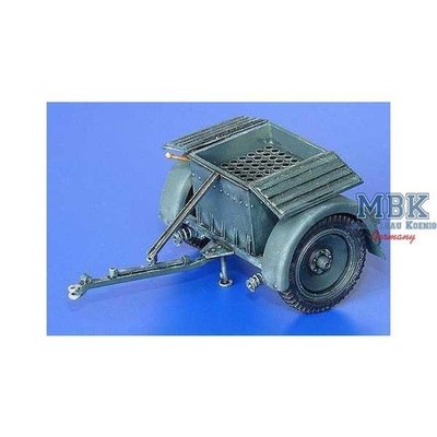 PLUS MODELS PL178 Munitionsanhänger Sd.Anh. 32