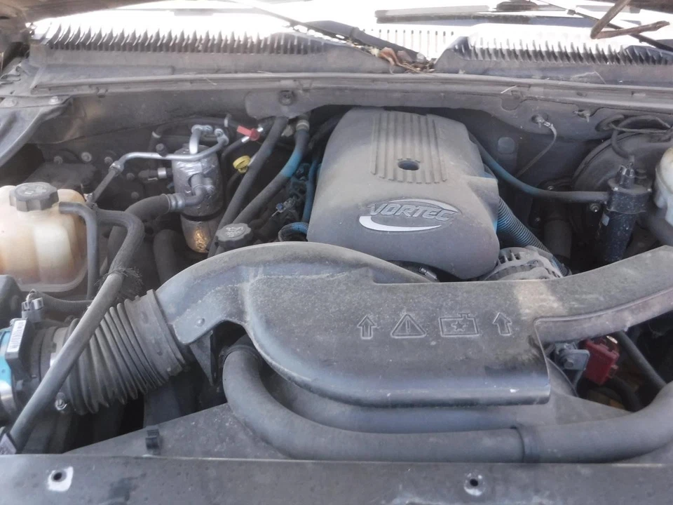 Medidor de velocímetro usado se adapta a: Chevrolet Tahoe Cluster 2003 MPH mercado de EE. UU. AT sin 6 Foto 2 de 4