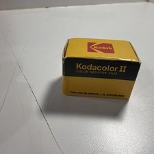 Vintage Kodak C135-20 Kodacolor II Film 20 Exposures Sealed Expired 1976 NOS