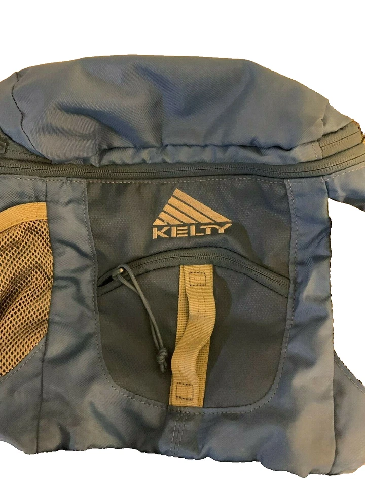 EXCELENTE ESTADO Muy Grande KELTY ORIOLE LUMBAR Pack Aprox 7 Litros Orig. $109 Foto 2 de 3