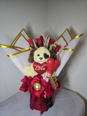 Ferrero Rocher Nutella Sweethearts Kinder Valentine's Day Gift Basket Plush Toy 