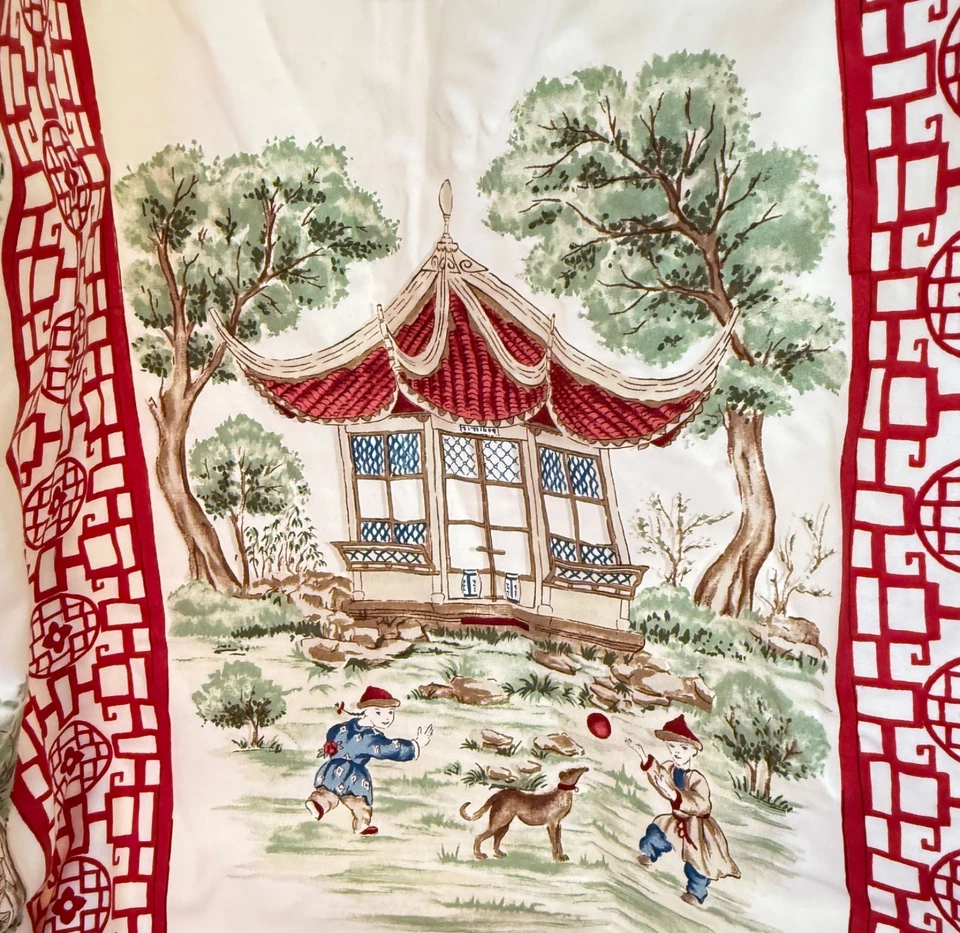 Vintage Cowtan & Tout “Imperial Garden” Balloon Shade ZZ646 - Image 3 of 4