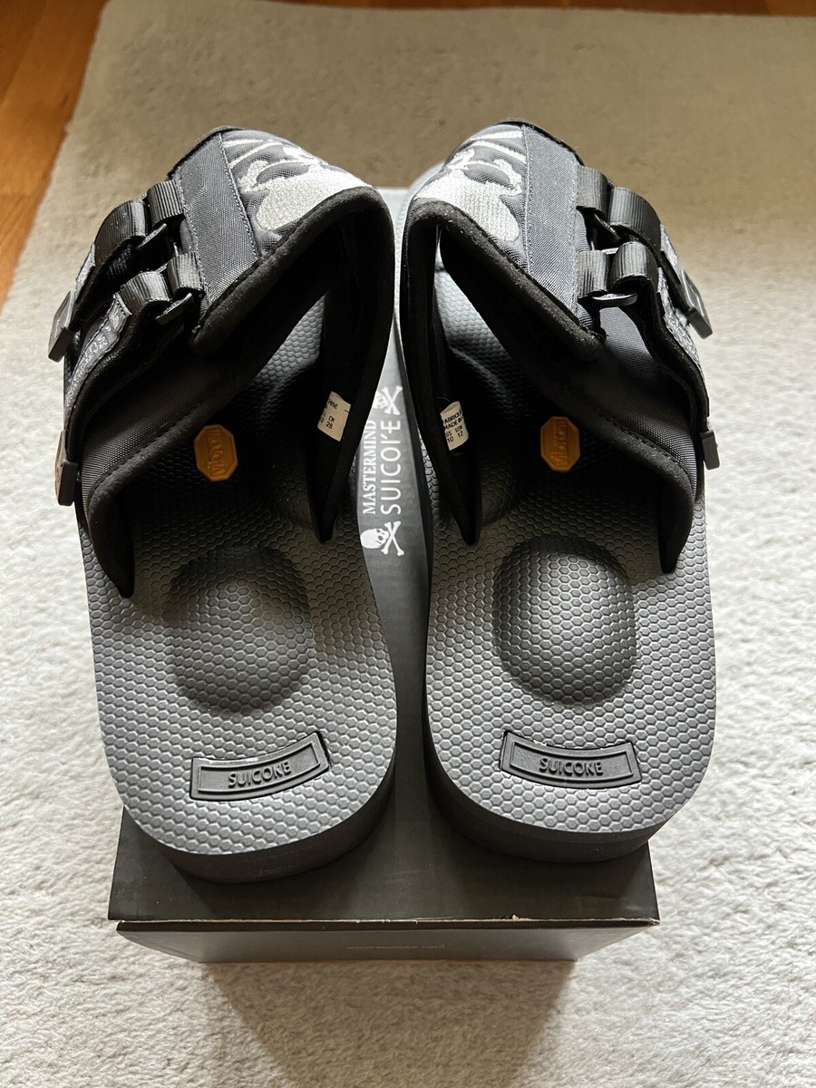 Mastermind X Suicoke Japan OG-081VMM-2 KAW Black Silver Mastermind X Suicoke Japan OG-081VMM-2 KAW Black Silver