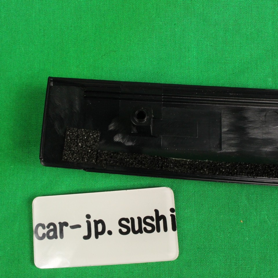 Honda Genuine OEM Left Side Sash Pillar Garnish For 90-91 CRX Si HF