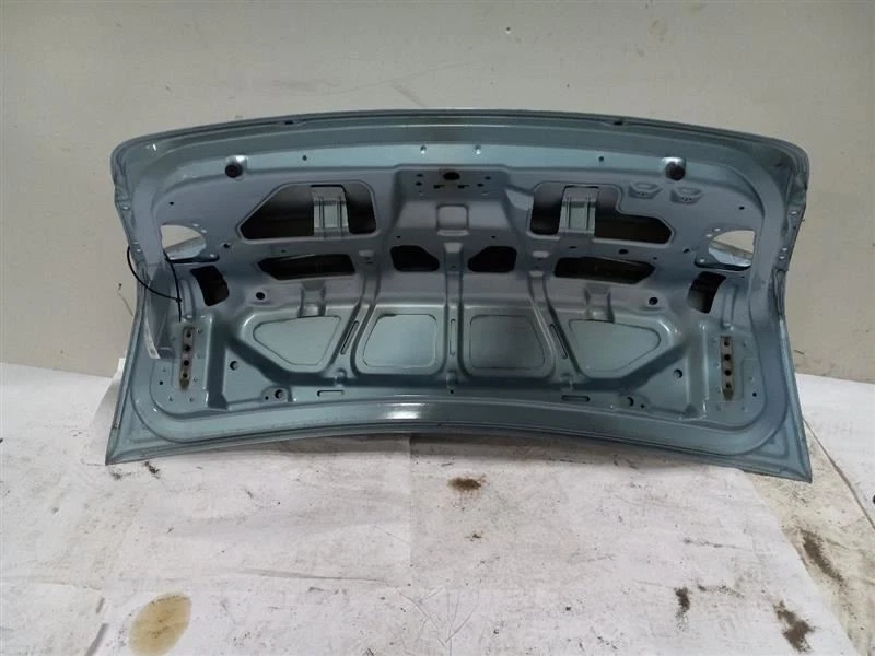 Tapa portón trasero para Chevrolet Cruze 2011-2016 Foto 3 de 4