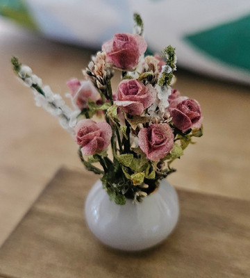 1:12 scale Artisan made Roses in white round vase