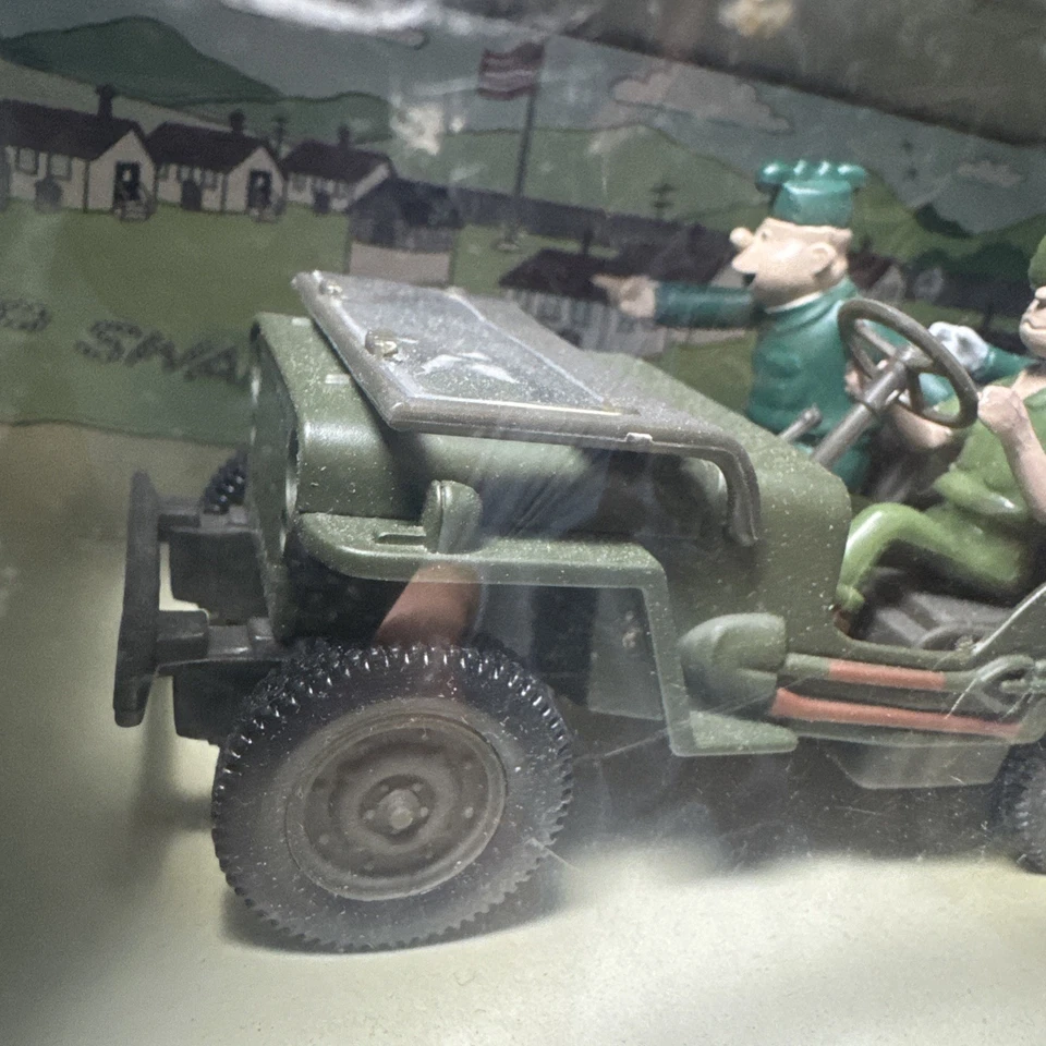 Gate Beetle Bailey In Willy's Jeep Adventures Die Cast Collectible 1:32 2001 - Image 2 of 4