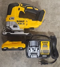 DeWalt 20V MAX XR Brushless Jigsaw w/ 3aH Battery & Charger Model# DCS334