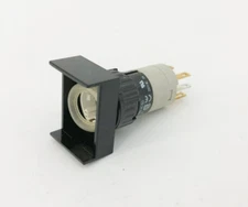 New EAO 51-121.022 Illuminated Pushbutton Switch 5A /250V AC 300V AC