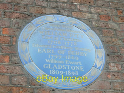 Photo 6x4 House in St James's Square with three claims to fame  c2010