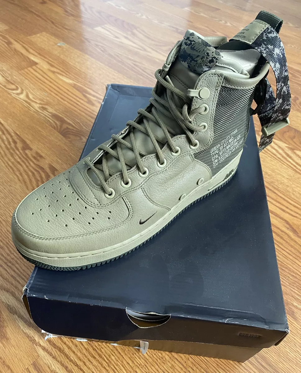 NIke air force 1 af1 utility green army size 7, Men's Fashion, Footwear,  Sneakers on Carousell