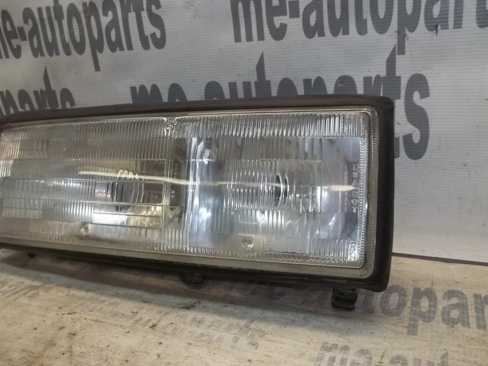 1986-1987 Cadillac Sevilla Eldorado OEM FARO DERECHO FARO FARO Foto 3 de 4