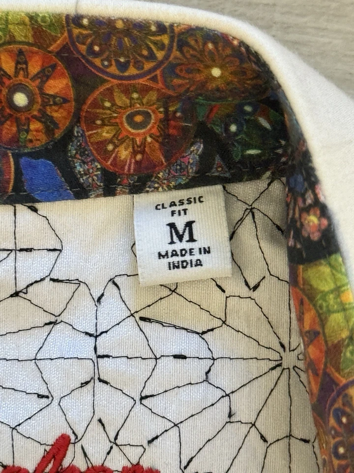 Robert Graham “With Love, Hon, For You” Limited Edition Men’s Shirt (Size M) - Image 4 of 4