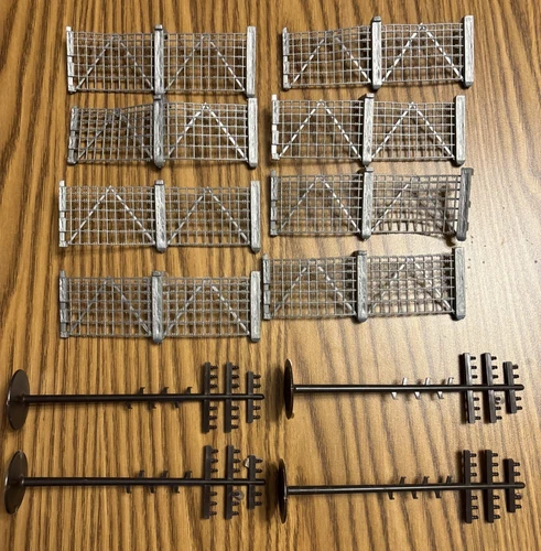 Marx Untouchable -Big Inch Pipeline Playset Silver Fence And Telephone Pole