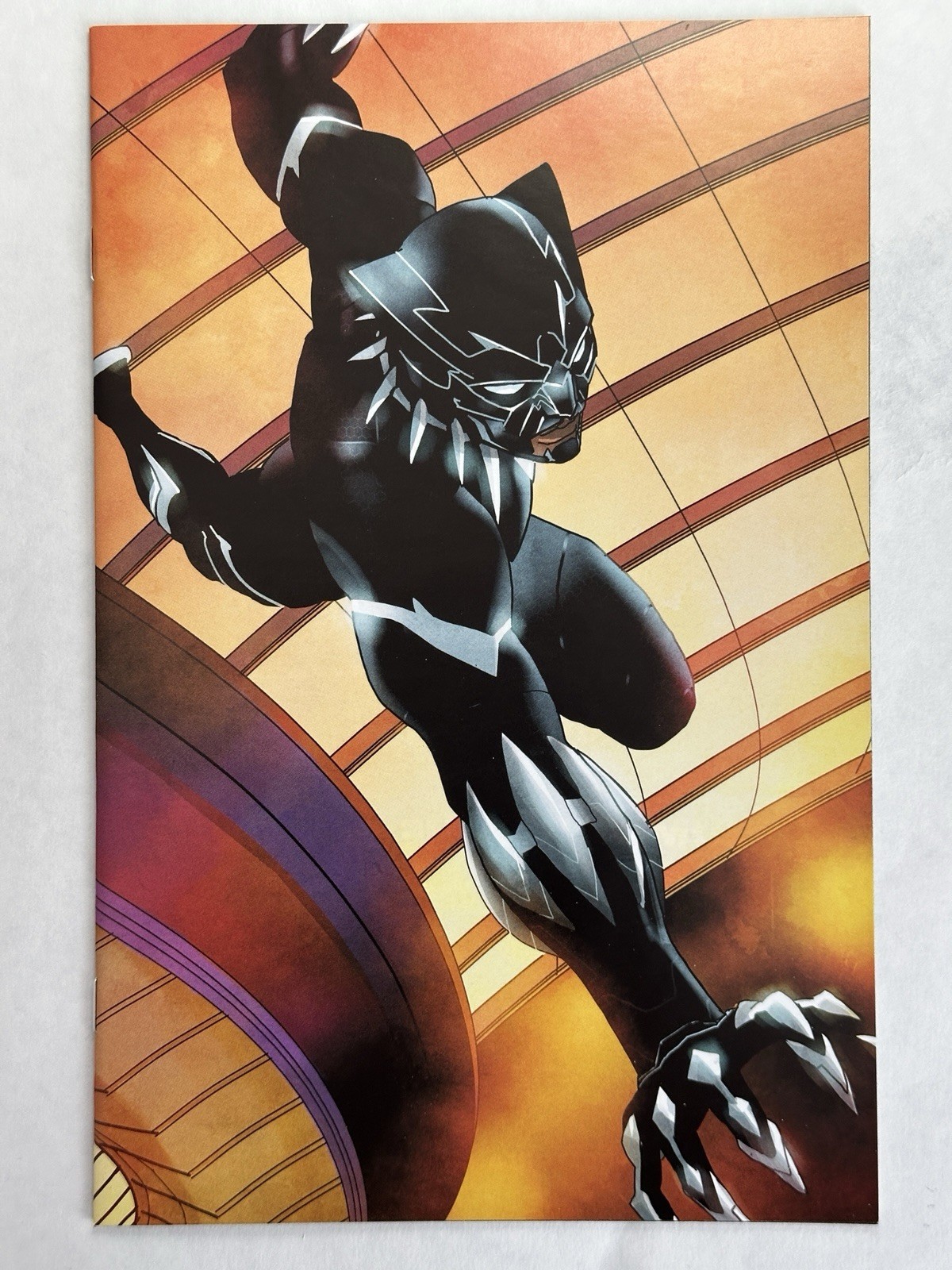 Cubierta virgen Ultimate Black Panther #1 (2024 Marvel) 1:100 Travel Foreman