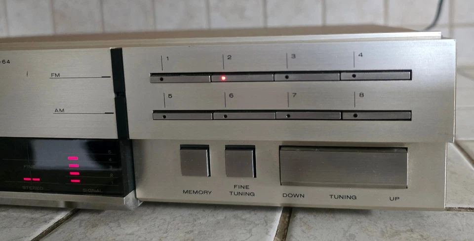 MARANTZ DIGITAL SYNTHESITZED TUNER ST-64 - Bild 4 von 4