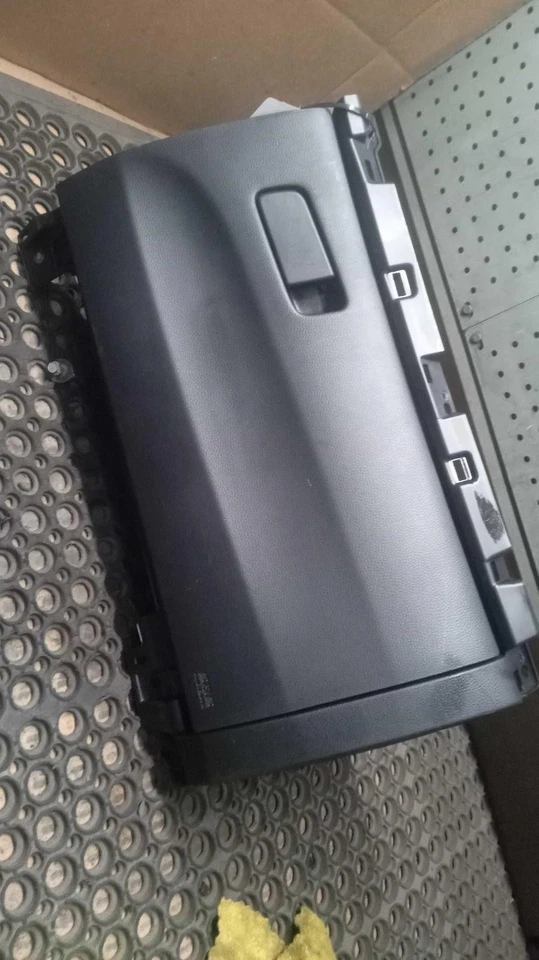 2018 Honda Accord Black Glove Box OEM Used 3788011 4DR 254K Miles - Image 2 of 4