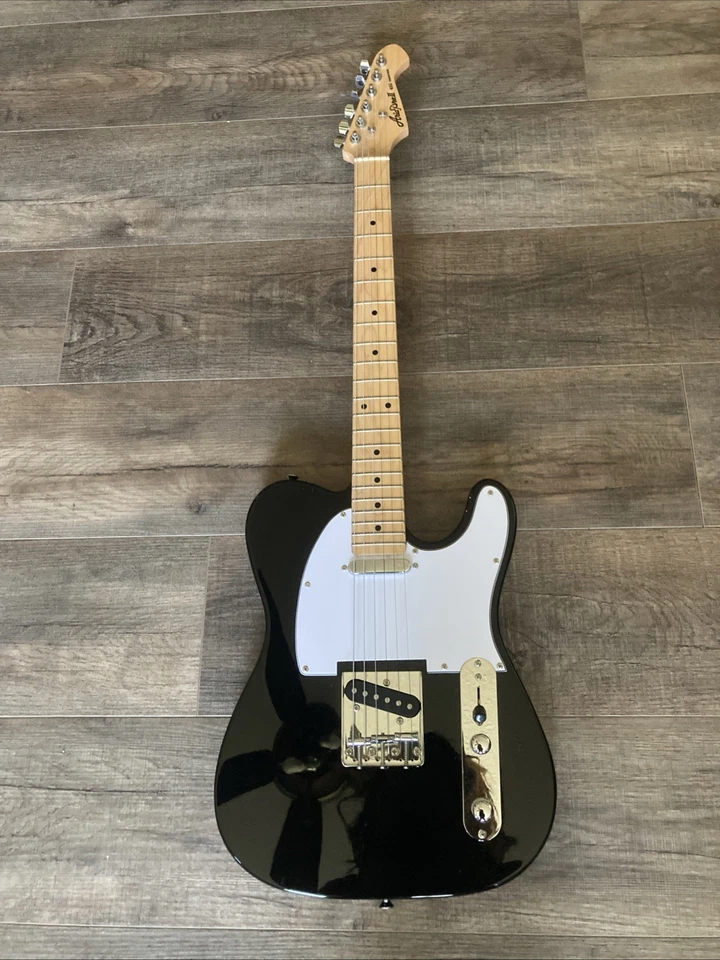 Black Electric Guitar Six String Aria Pro II 615 Frontier  - Image 2 of 4