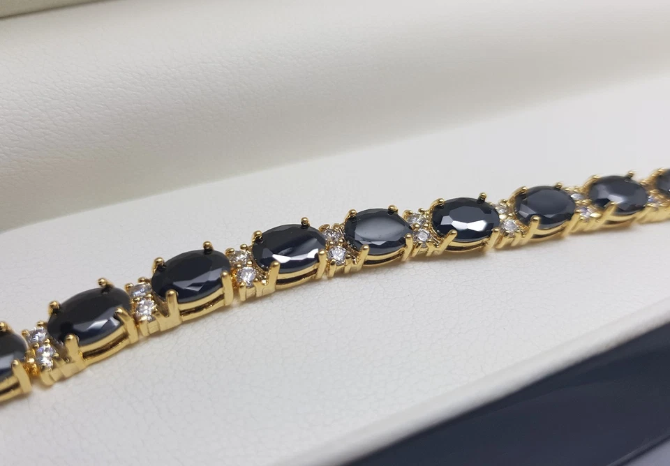 Oro amarillo de 18k acabado ónix Creado Caja de pulsera de tenis de diamantes Regalo brillante Foto 4 de 4