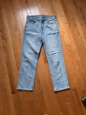 American Eagle Women  s Straight Leg Jeans Size 6
