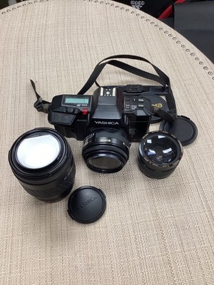 Yashica 35 mm camera w/Yashica Macro lens AF 70-210mm SKU 542