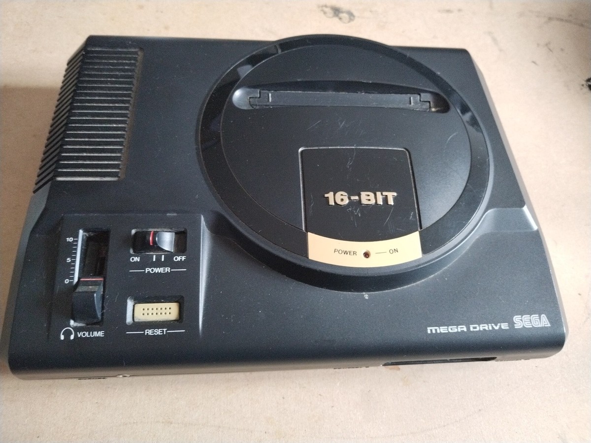 SEGA MEGA DRIVE CONSOLE (PAL-1) 16-BIT MODEL 1601-05 | eBay UK