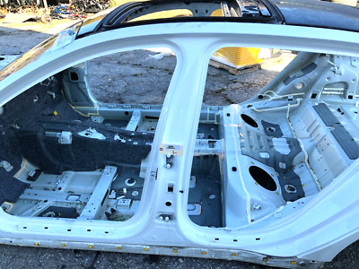 2018-2023 KIA STINGER LEFT DRIVER B-PILLAR APERTURE ROCKER BODY CUT OEM SWP.