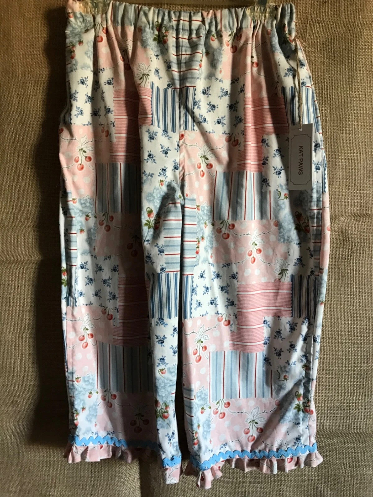 Kat Paws Capri Pants in 100% Cotton in a Pink/Blue Patchwork, OS